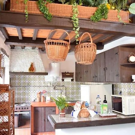 بيت للعطل Casa Da Pedreira موستيروس