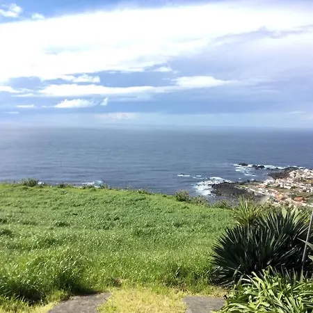 Casa Da Pedreira بيت للعطل *