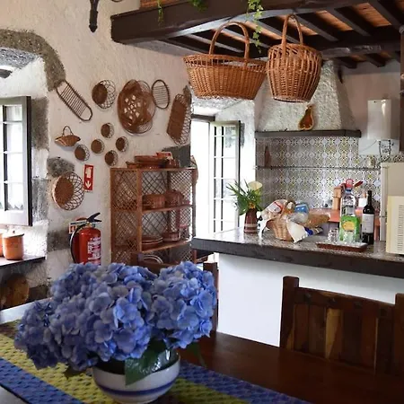 Casa Da Pedreira