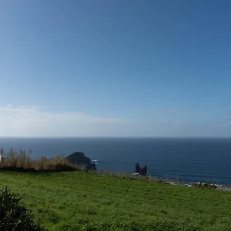 Casa Da Pedreira بيت للعطل *