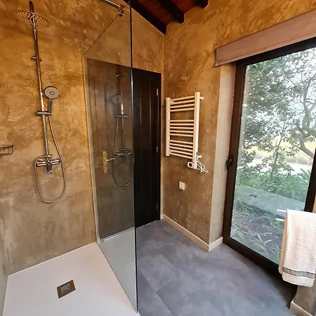 Casa Da Pedreira بيت للعطل